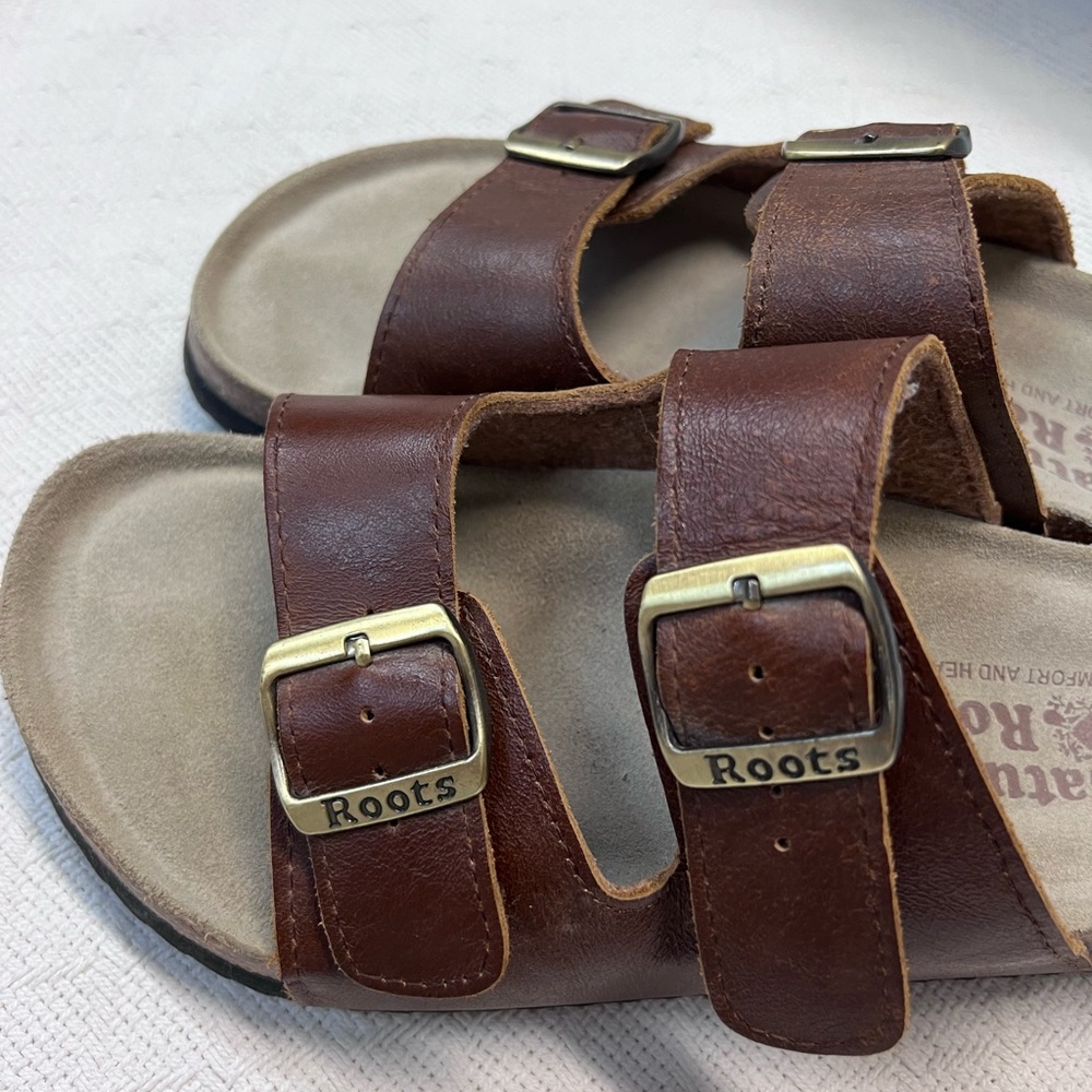 Natural Roots Brown Sandals